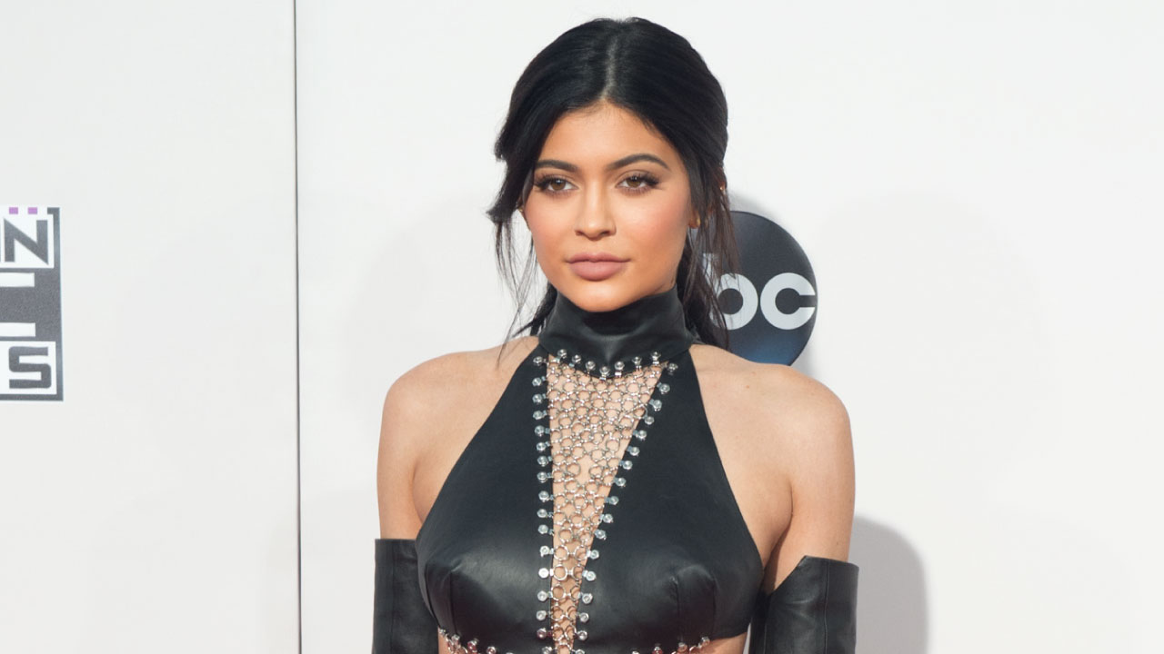 Kylie Jenner Stars In First Nude Photoshoot For Magazine